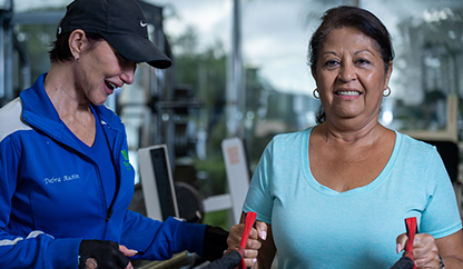 member pulling band with trainer